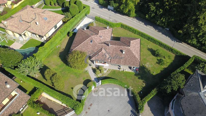 Villa in Strada Privata delle Acacie 16 — foto 15 di 33