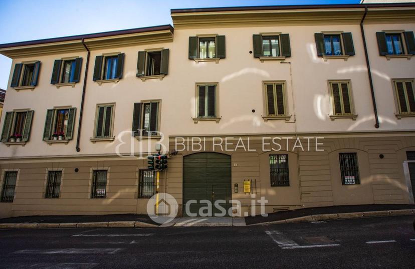 Trilocale in Via Massimo d'Azeglio 11 — foto 5 di 49