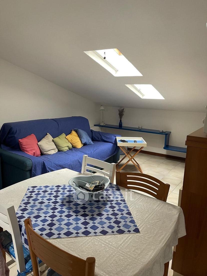 Trilocale in Viale Apua 345