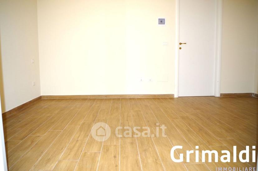 Monolocale in Via Rosmini 13 — foto 12 di 15