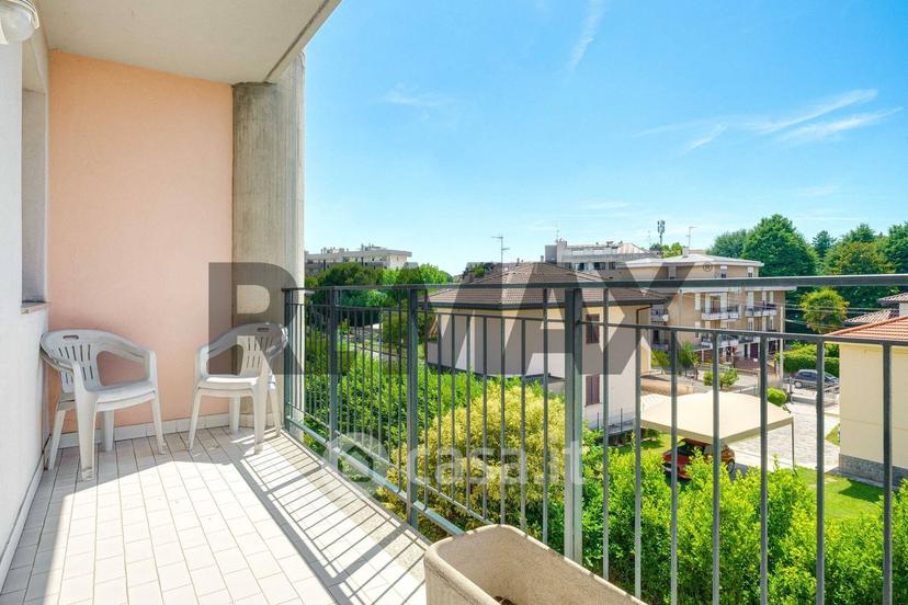 Trilocale in Via Savona 9
