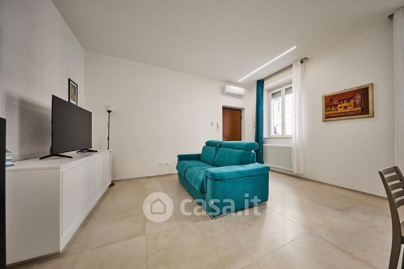 Bilocale in Via Santa Franca — foto 8 di 12