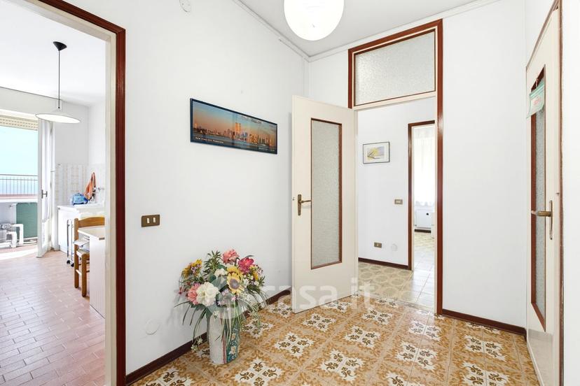 Appartamento in Papa Giovanni Ventitreesimo 12 — foto 19 di 32