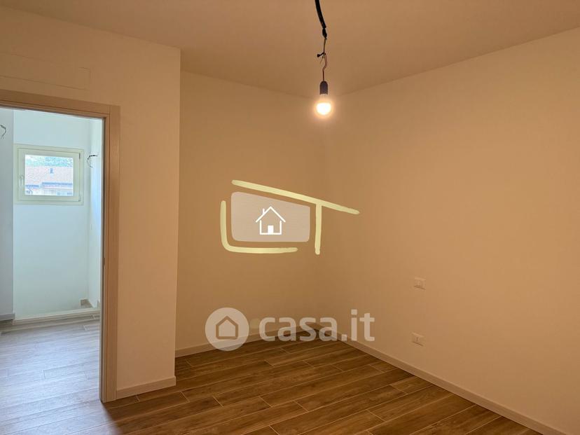 Villa in Via Rio d'Avigo 12 — foto 3 di 22