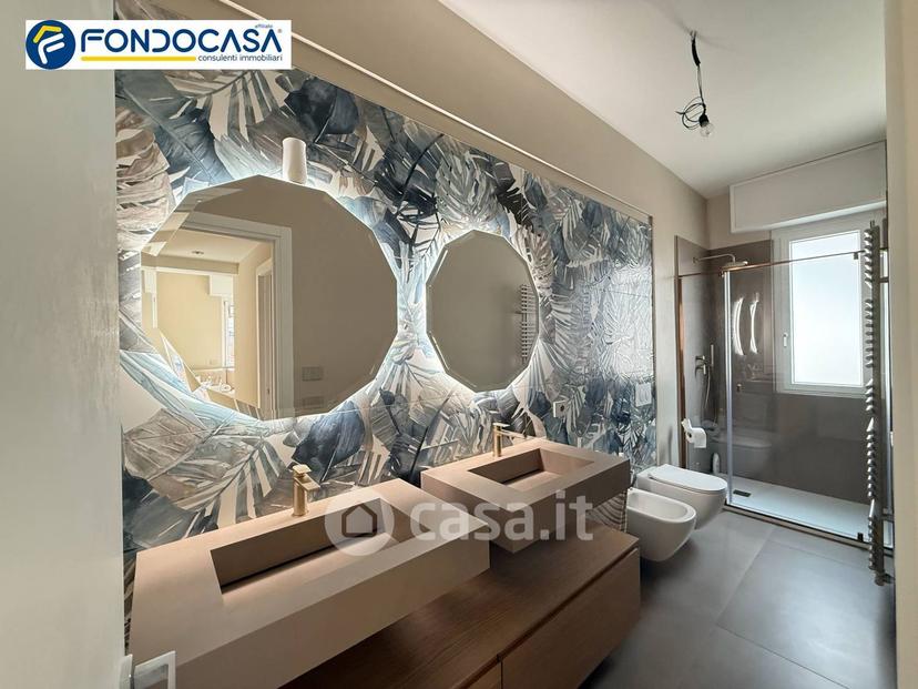 Quadrilocale in Via dei Conradi 6 — foto 24 di 30