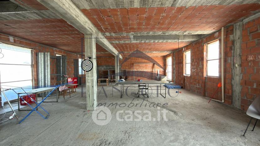 Villa in Via Mantova 5 — foto 40 di 60