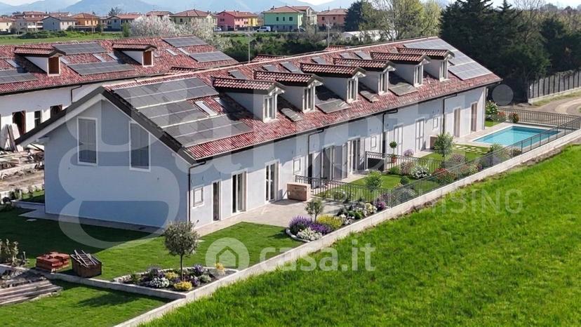 Villa in Via Cristoforo Colombo 59 — foto 34 di 39