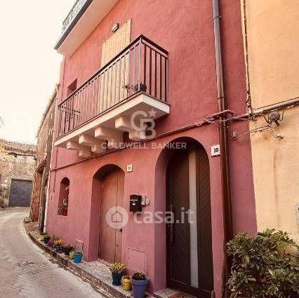 Bilocale in Via Trieste 30