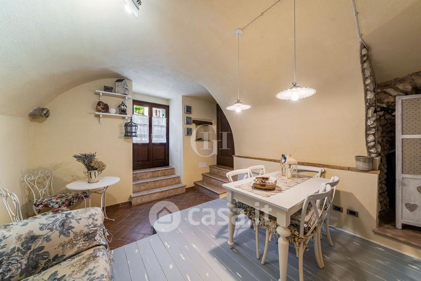 Villa in Via Chiesa — foto 8 di 29