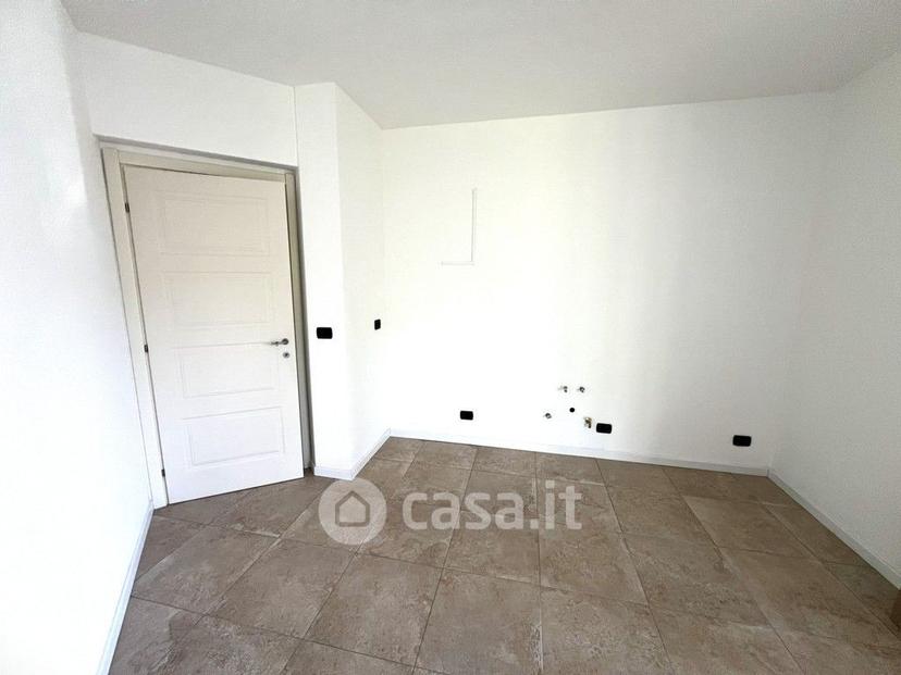 Trilocale in Via Ai Ronchi — foto 30 di 35