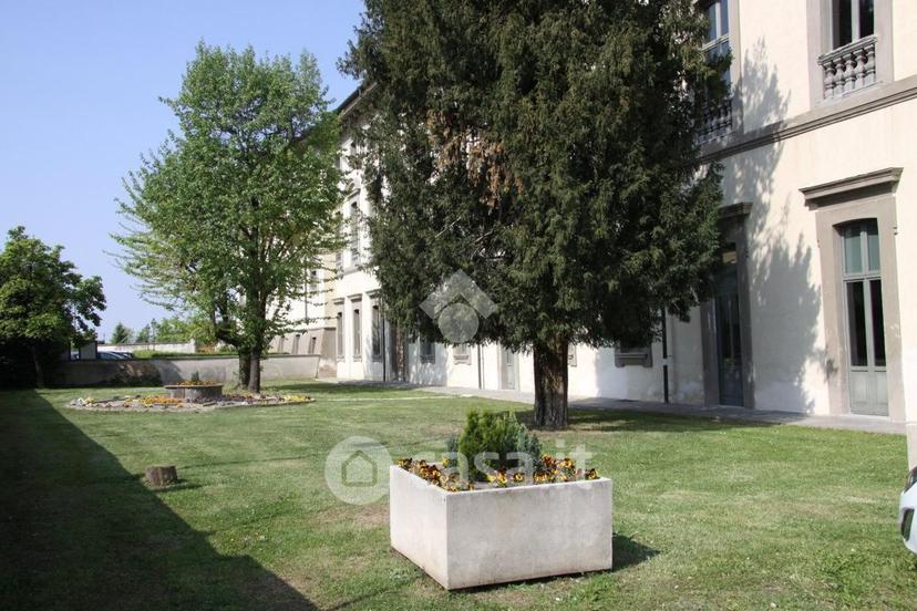 Trilocale in Via Manzoni — foto 12 di 21