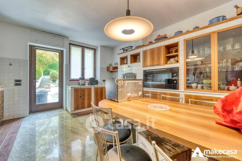 Villa in Via Conciliazione 31 — foto 22 di 27