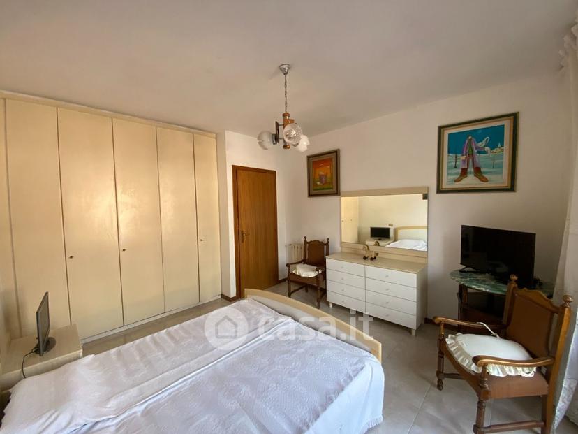 Villa in Via Sandro Pertini — foto 36 di 37