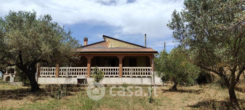 Villa in Contrada Fegotto — foto 12 di 19