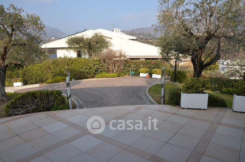 Villa in Via Federico Odorici 68 — foto 35 di 53