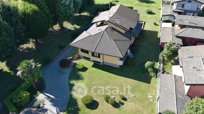 Villa in Via Fratelli Bandiera — foto 79 di 84