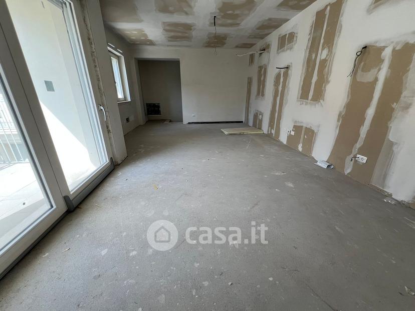 Trilocale in Via Palestro 18 — foto 2 di 36