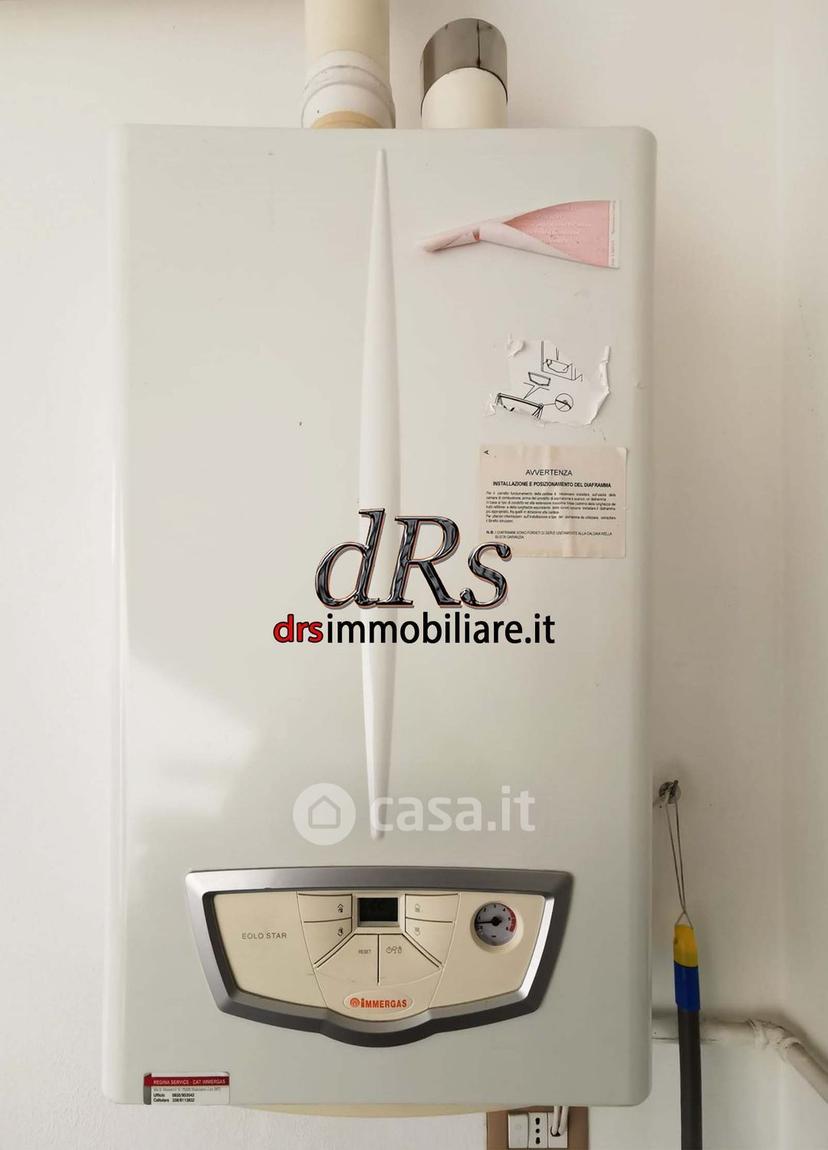 Quadrilocale in Via Umbria — foto 8 di 37