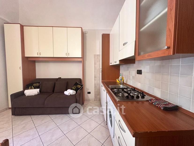 Monolocale in Via Giuseppe Garibaldi — foto 15 di 33