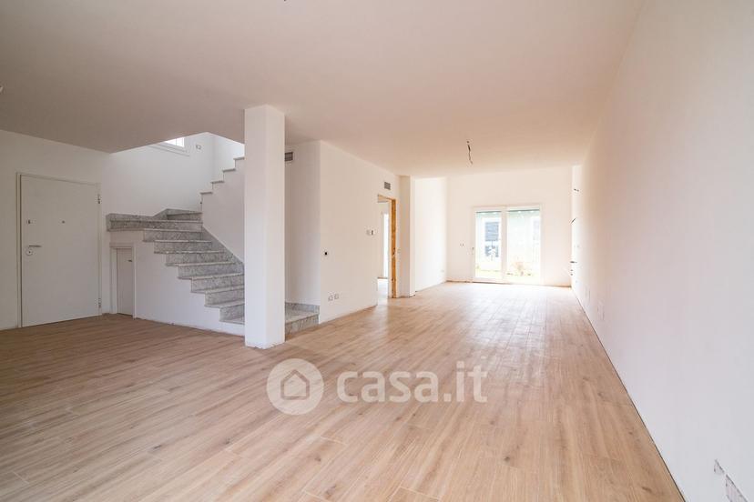 Villa in Via Mario Baratta — foto 58 di 63