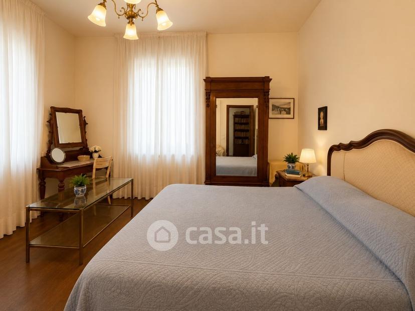 Villa in Via Zara — foto 35 di 47