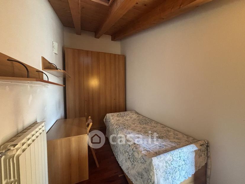 Trilocale in Via Aquileia — foto 13 di 30