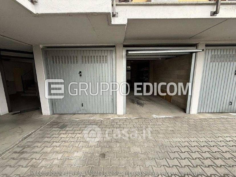 Trilocale in Via Claudio Treves — foto 5 di 6