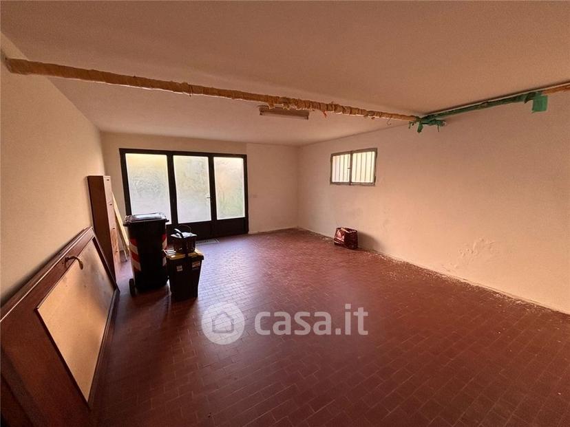 Trilocale in Via Vecchia Pisana — foto 10 di 13