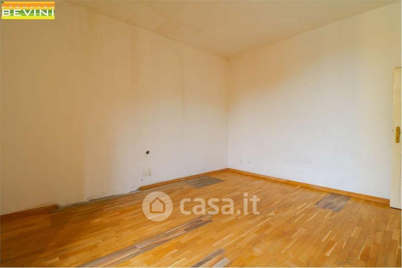 Trilocale in Via Dario Niccodemi 4 — foto 18 di 28