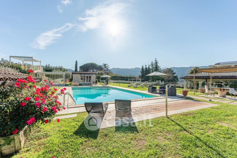 Villa in Via della Costa 72 — foto 8 di 39