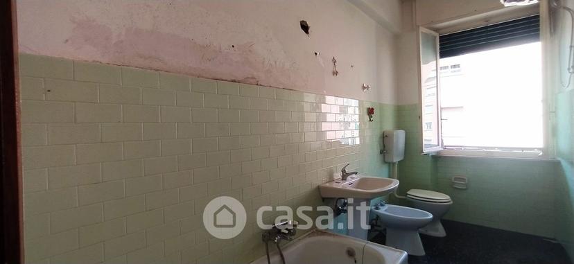 Trilocale in Via Domenico Fiasella — foto 31 di 32