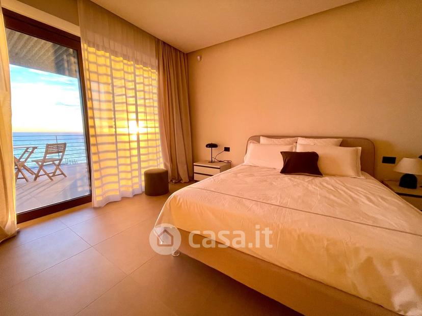 Villa in Via Caio Duilio — foto 7 di 45