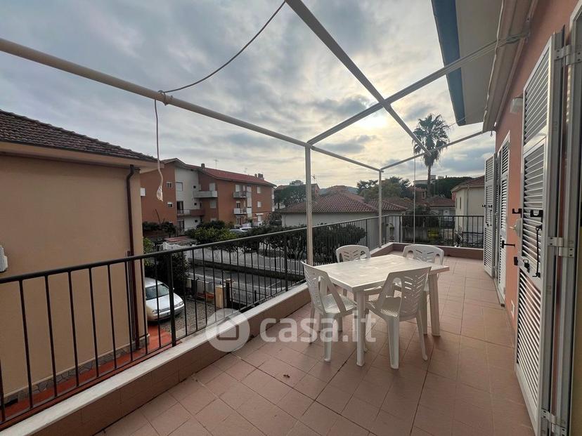Quadrilocale in Via Villenuove 11 — foto 34 di 39