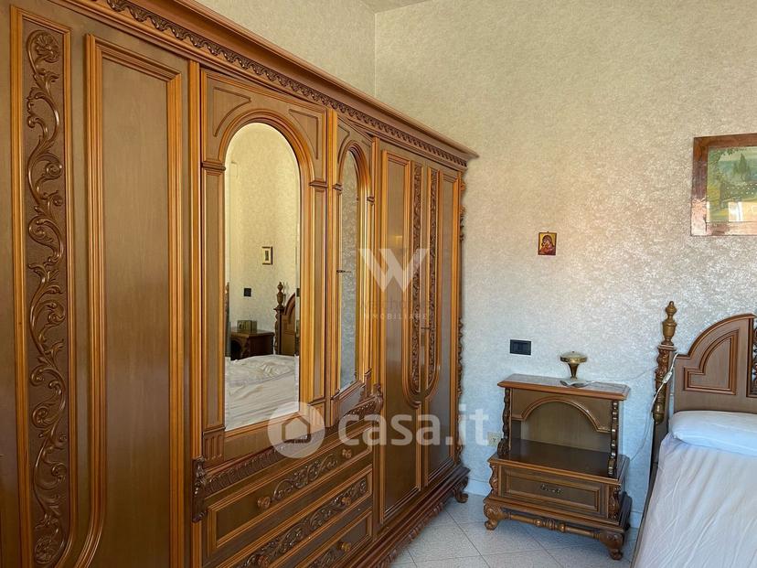 Trilocale in Via IV Novembre 103 — foto 4 di 28