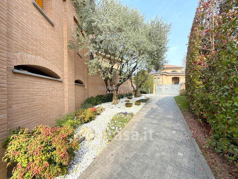 Villa in Via Maroncelli — foto 2 di 38