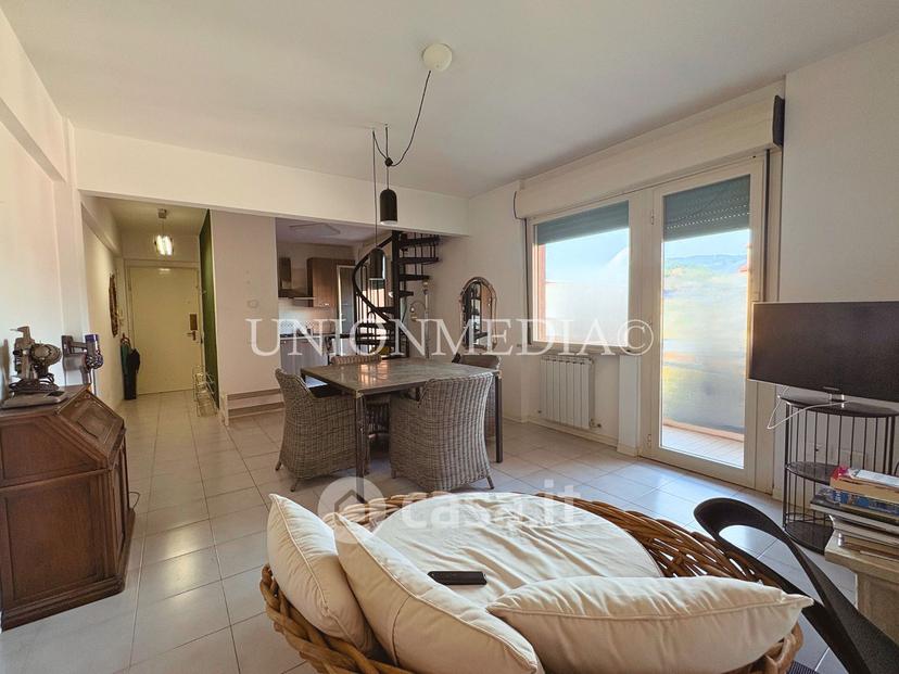 Appartamento in Via Porta Parma 12 — foto 17 di 36