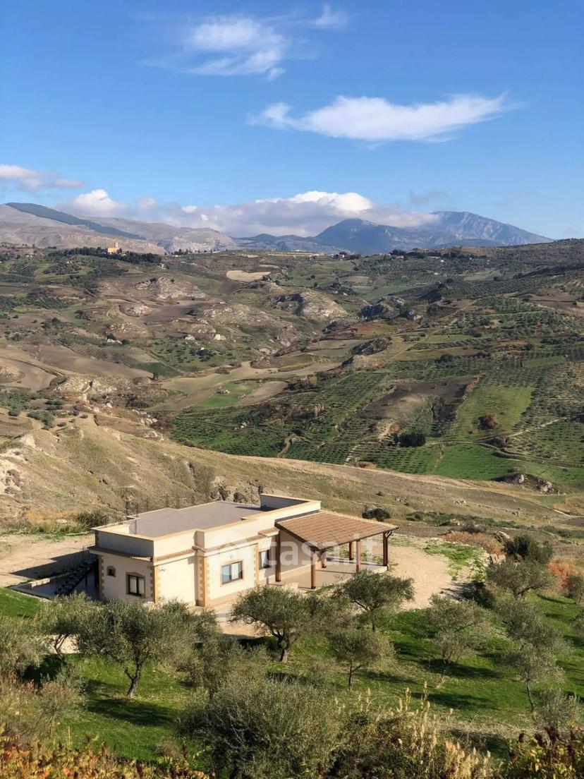 Villa in Via Don Luigi Sturzo — foto 5 di 24