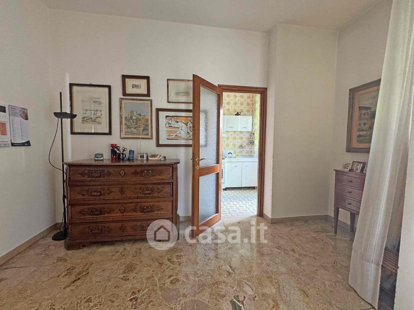 Quadrilocale in Via Tiziano 1 — foto 29 di 35