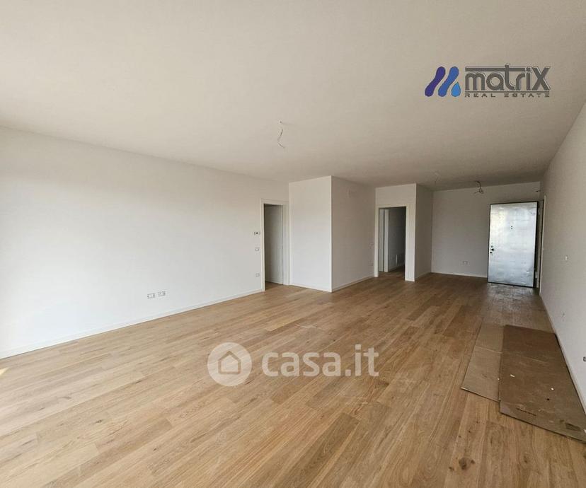 Appartamento in Via Argine Sinistro 23 — foto 30 di 33