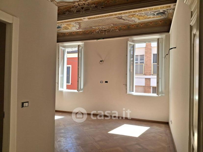 Quadrilocale in Via Francesco del Cossa 21 — foto 8 di 41