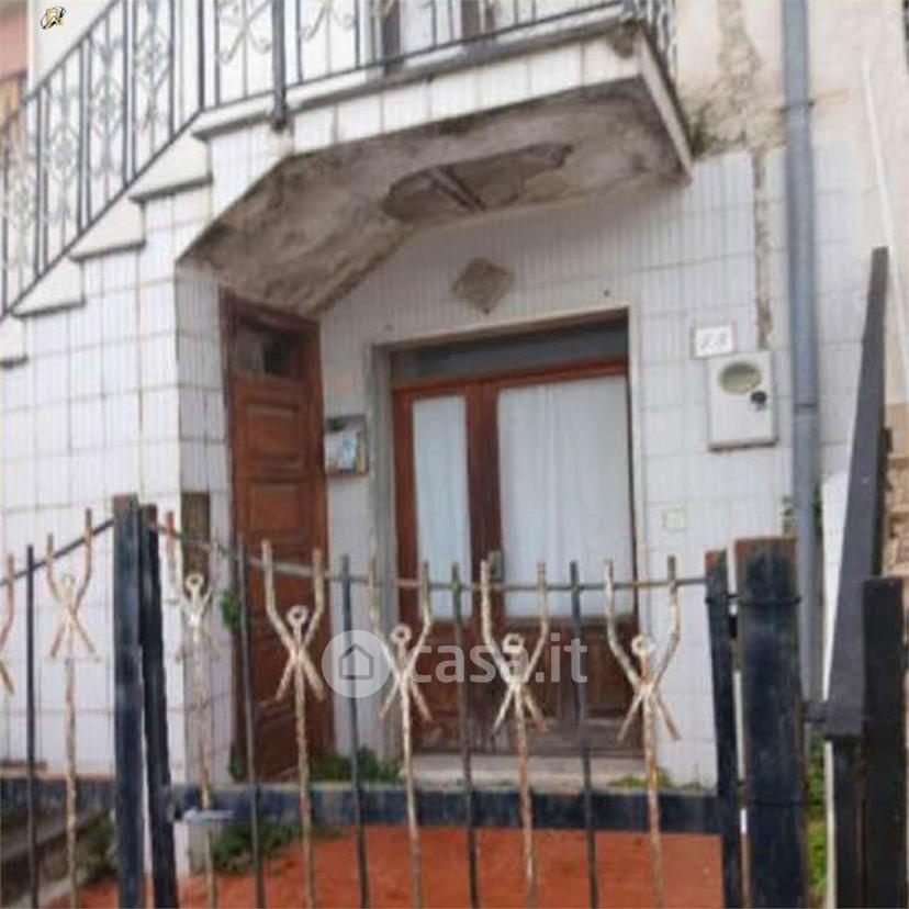 Trilocale in Via Monache 18 — foto 22 di 44