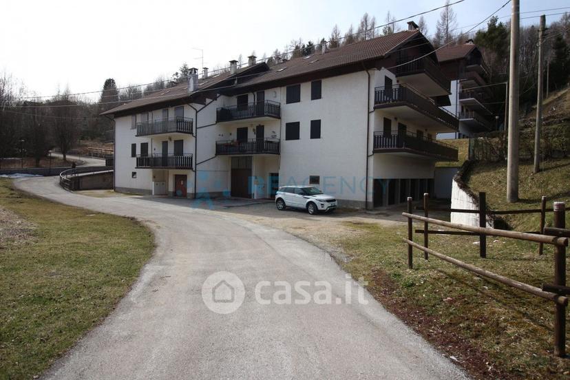Quadrilocale in Viale dei Finanzieri 16 — foto 3 di 28