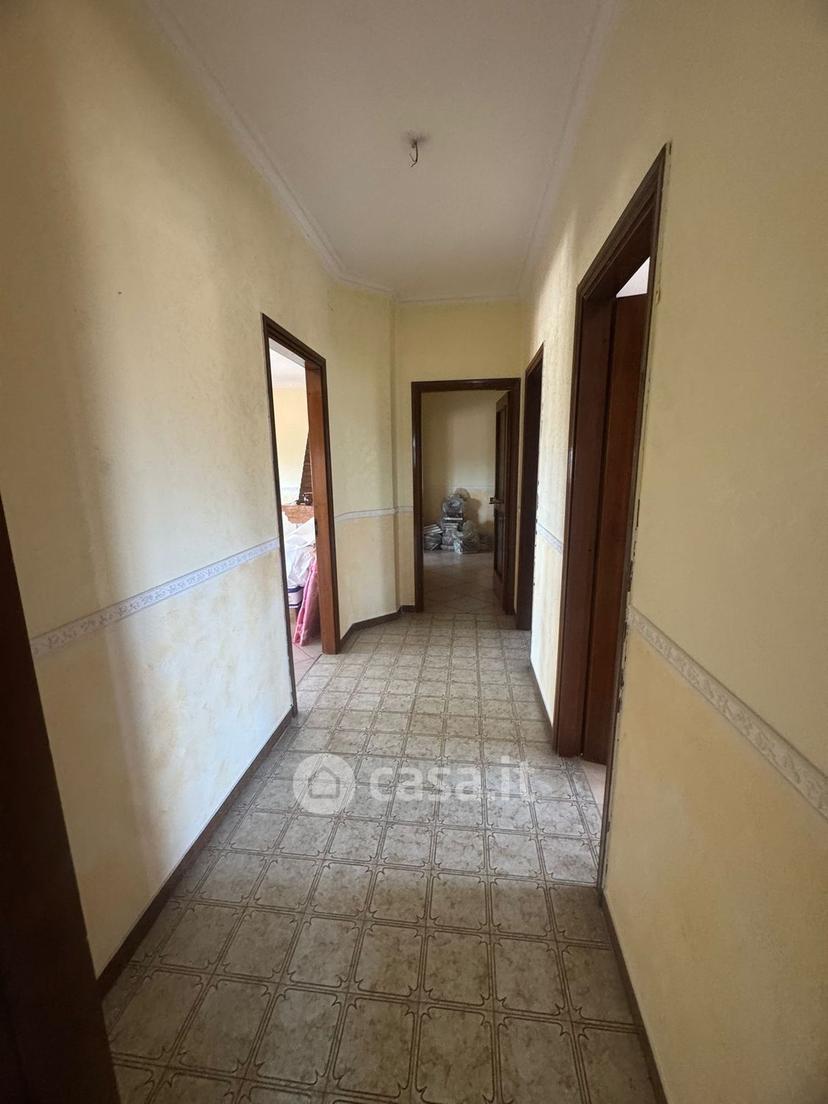Quadrilocale in Via Emilio Scaglione — foto 7 di 12