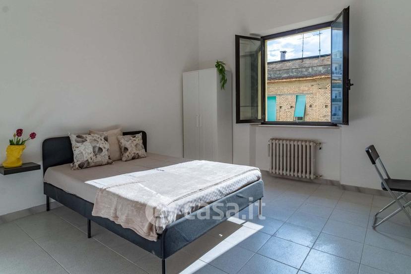 Stanza in Viale G. Marconi 180 — foto 7 di 37