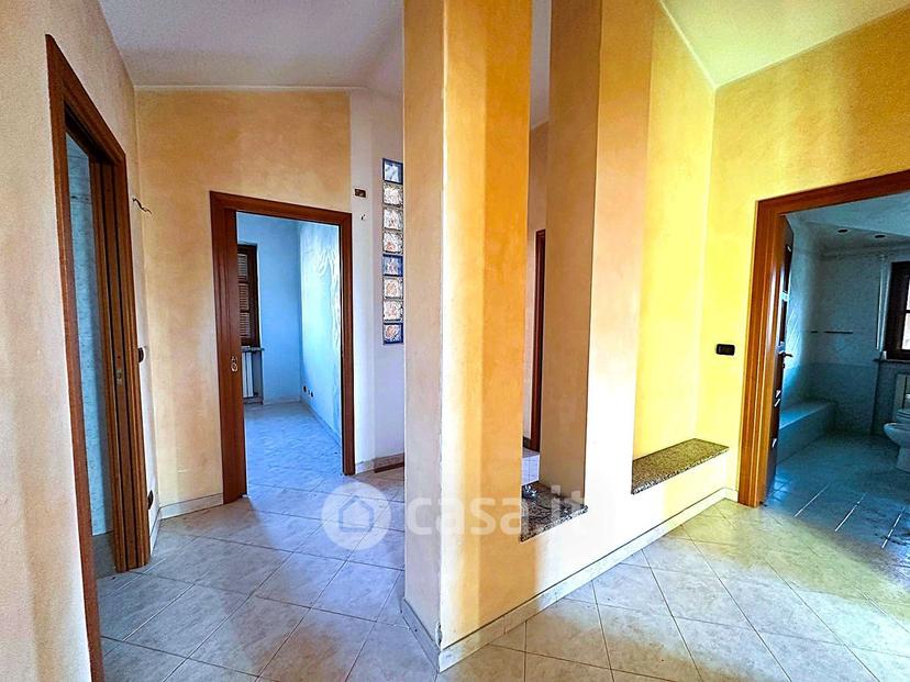 Appartamento in Via Pallavicino 5 — foto 2 di 33