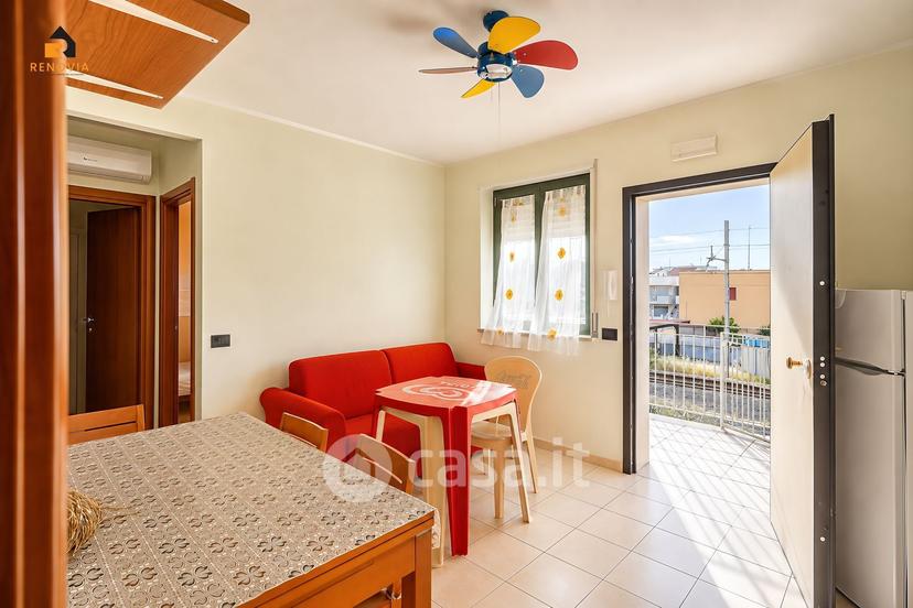 Trilocale in Via Mar Tirreno 186 — foto 10 di 29