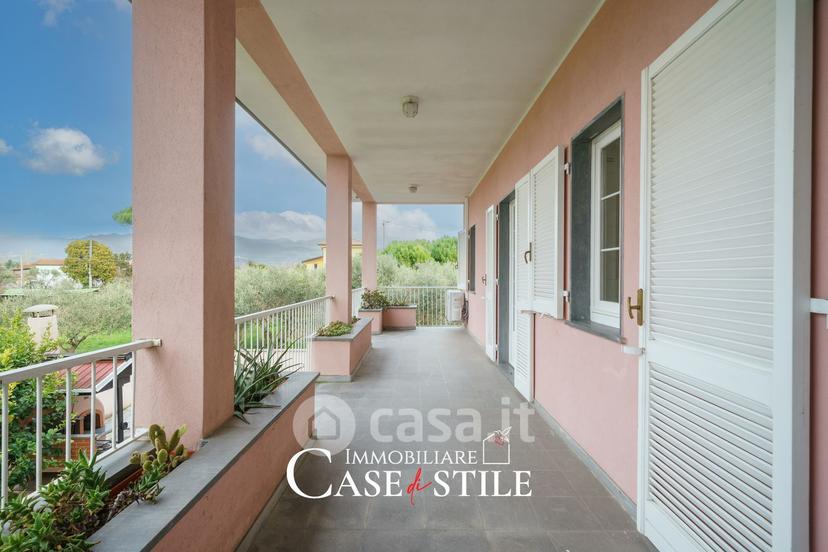 Villa in Via Arena 30 — foto 11 di 36