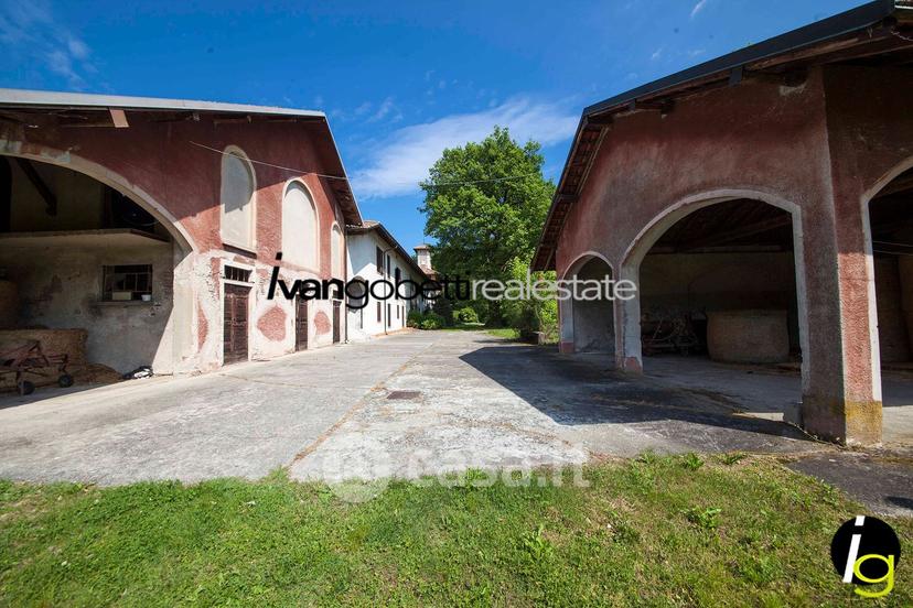 Villa in Via Sempione 13 — foto 8 di 40