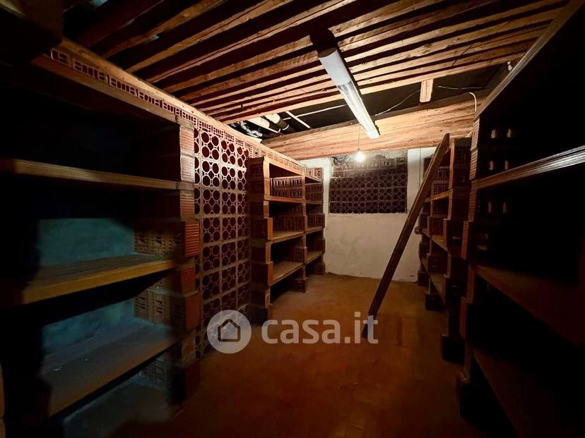 Villa in Via Vittorio Alfieri 2 — foto 52 di 78