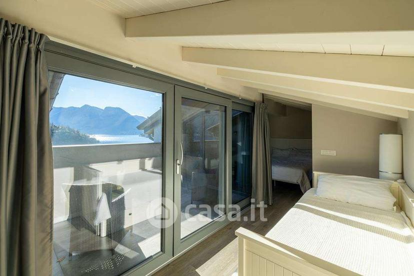 Trilocale in Via Antica Regina 21 — foto 12 di 31